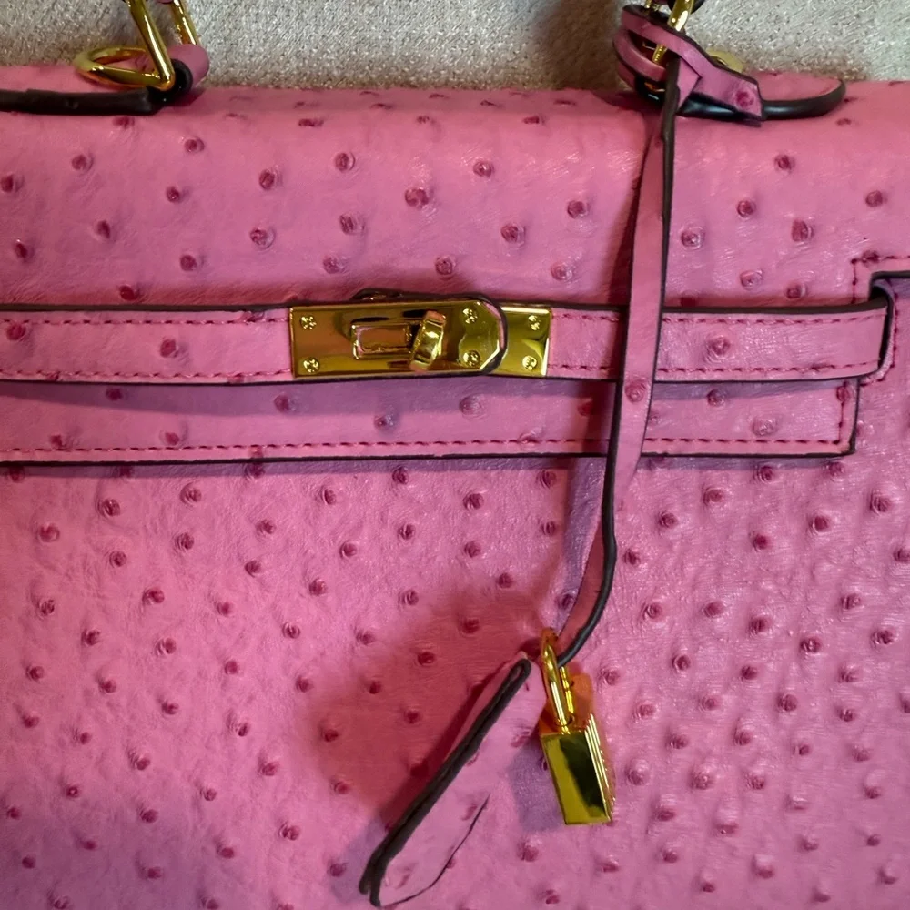 Pink Ostrich-effect Handbag - Picture 4 of 11